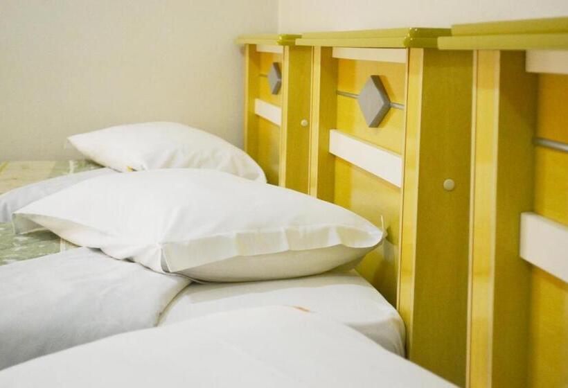 Трехместный Номер Deluxe, Andardac