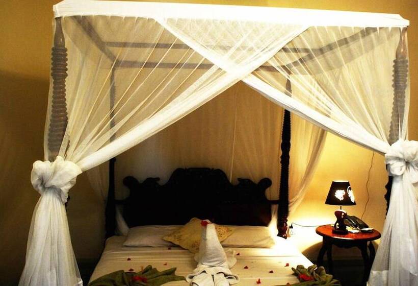 标准间, Asmini Palace