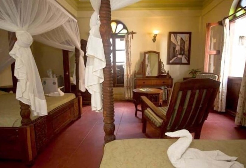 标准间, Asmini Palace