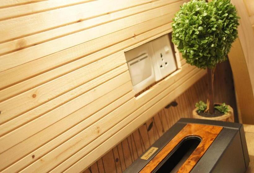 Camera Tripla Premium, Balik Pulau