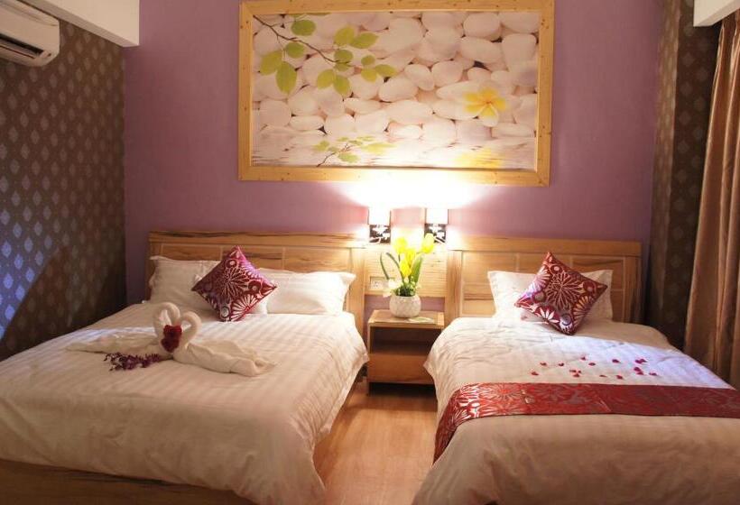 Camera Tripla Premium, Balik Pulau