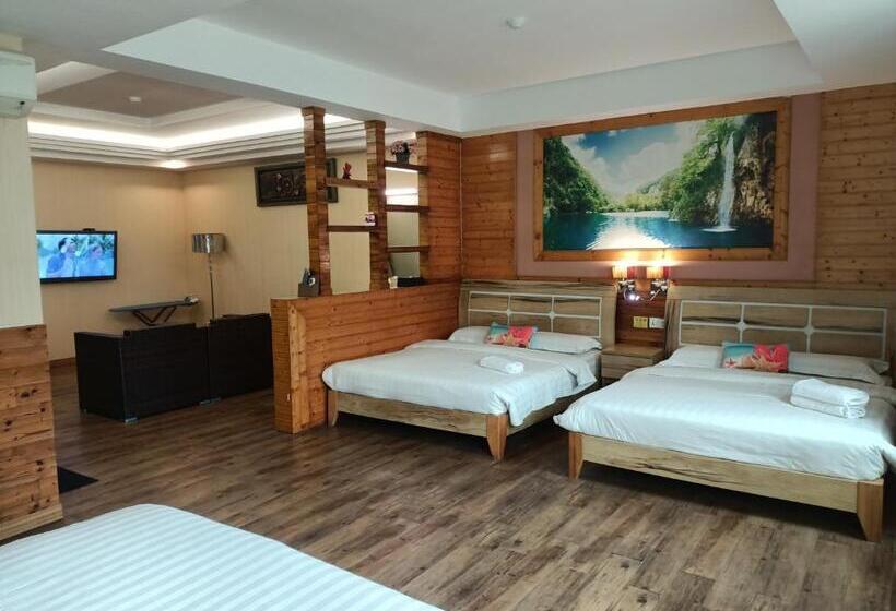 Suite Familiare, Balik Pulau