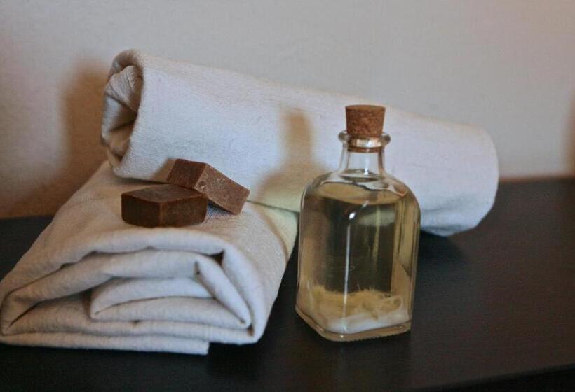 חדר סופריור, Convento Di San Colombo