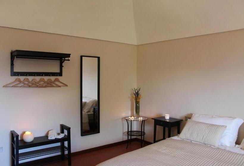 חדר סופריור לשלושה, Convento Di San Colombo