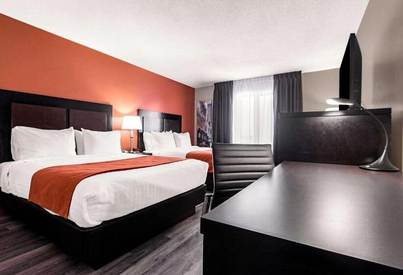 4인용 스탠다드 룸, Econo Lodge Inn & Suites