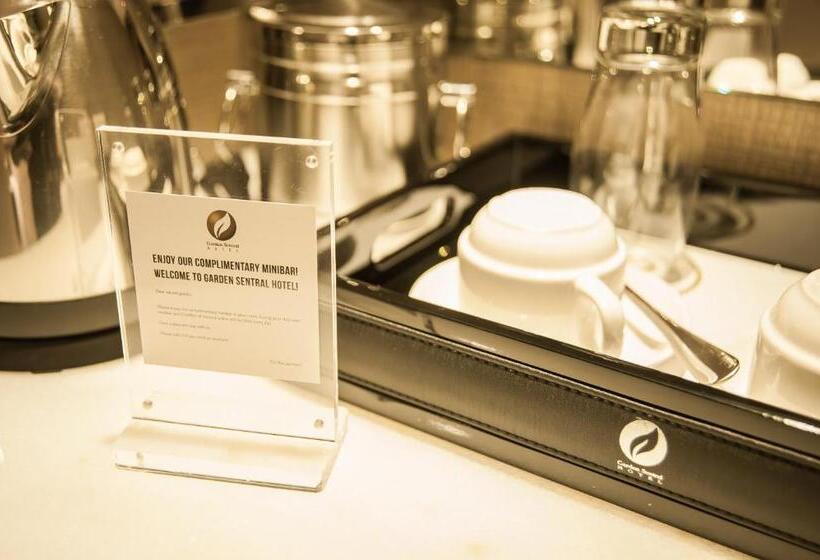 اتاق لوکس با بالکن, Garden Sentral