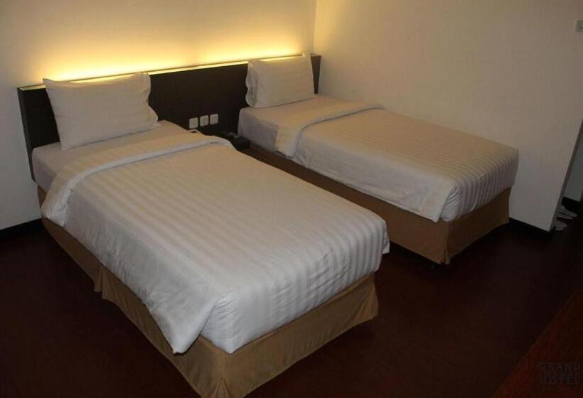 غرفة سوبيريور مطلة على المدينة, Grand Imawan