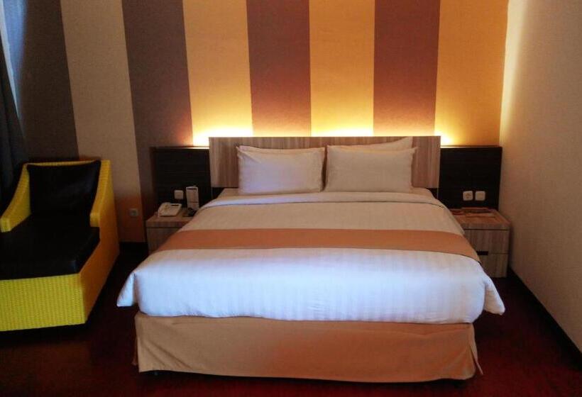 غرفة تنفيذية, Grand Imawan