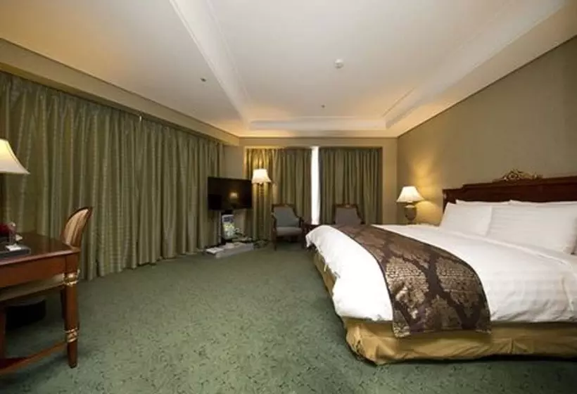 ジュニアスイート, High1 Grand Hotel Main Tower