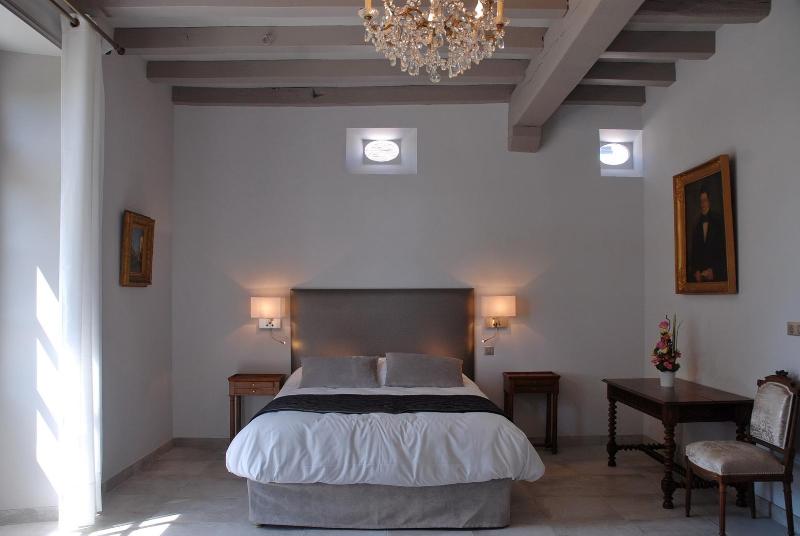 标准间, Le Logis Du Péré