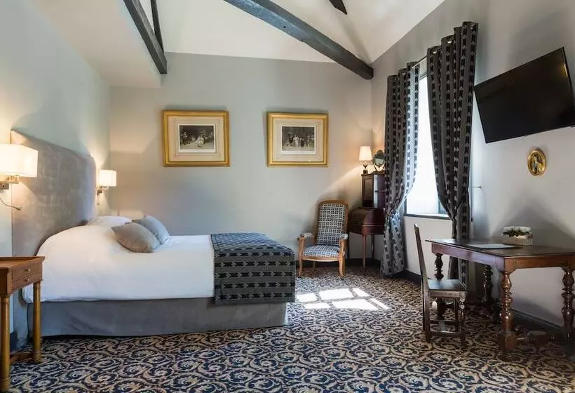 スーペリアールーム, Le Logis Du Péré