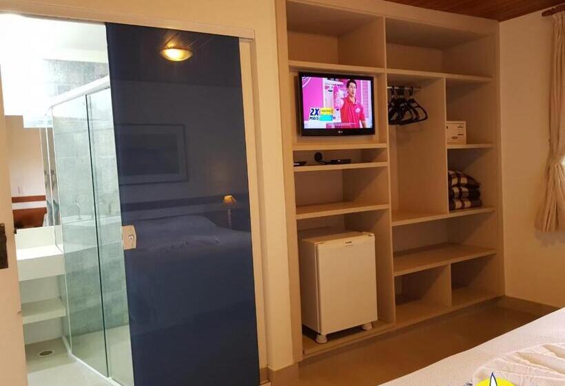 غرفة قياسية ثلاثية, Mar E Praia