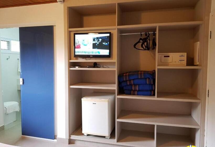 غرفة قياسية ثلاثية, Mar E Praia