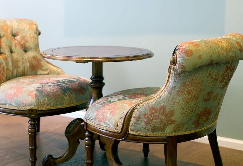 חדר דלוקס, Matthieu Yeosu