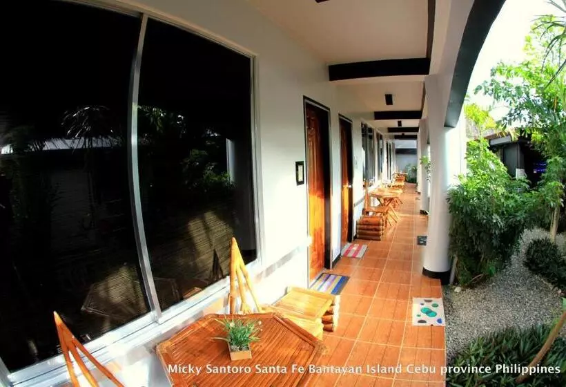 اتاق استاندارد با تراس, Micky Santoro Hotel & Restaurant