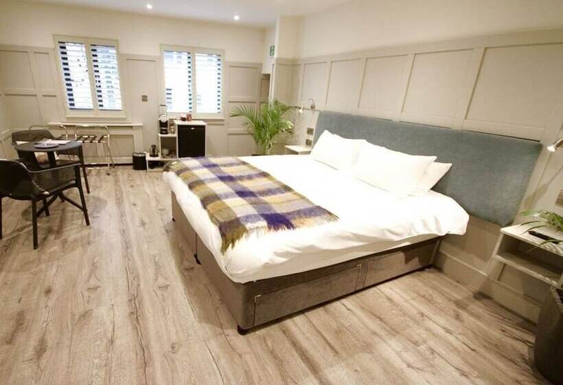 Номер Deluxe, Quinlan & Cooke Boutique Townhouse And Qcs Seafood Restaurant