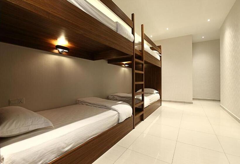 Семейный Номер, Sri Enstek