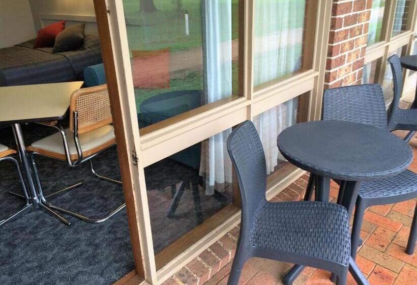 חדר סטנדרט, Town & Country Motor Inn