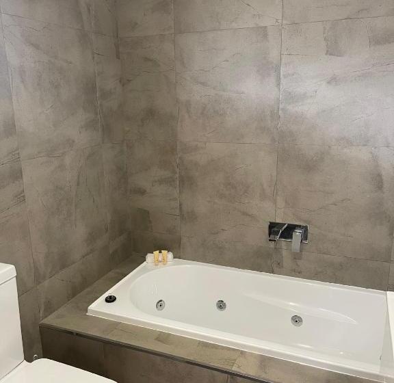 Семейный Номер Deluxe, Town & Country Motor Inn