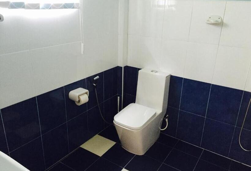 디럭스 룸, Peacock Villa