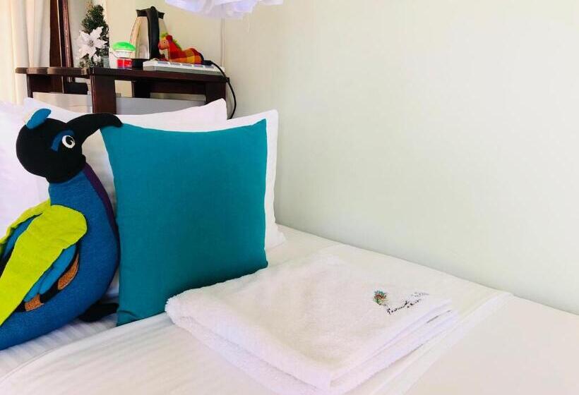 디럭스 룸, Peacock Villa