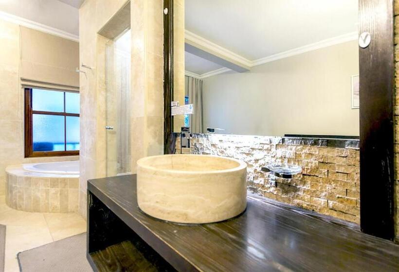 غرفة ديلوكس, Or Tambo Guest House