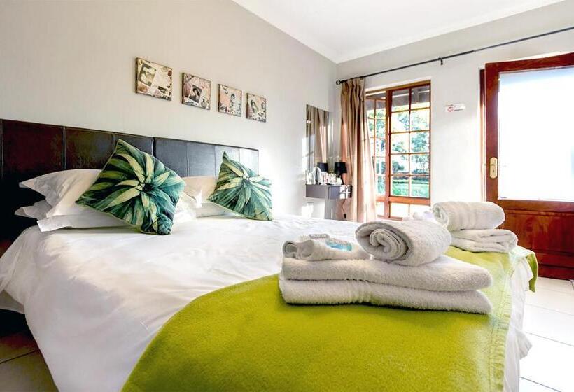 Номер Economy, Or Tambo Guest House