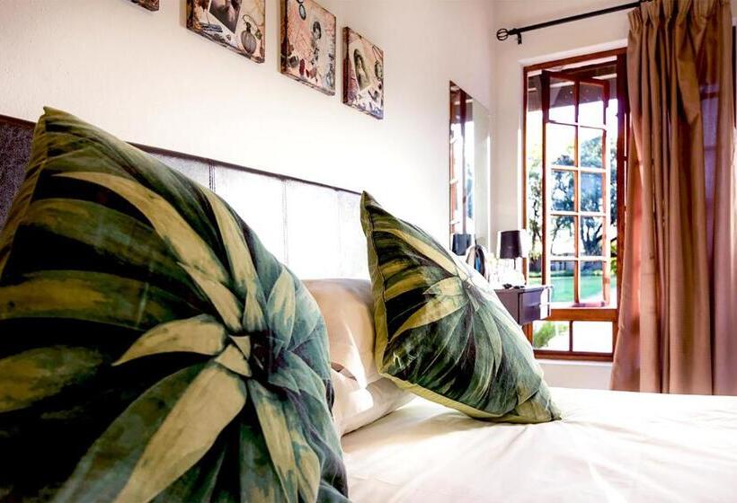 غرفة إقتصادية, Or Tambo Guest House