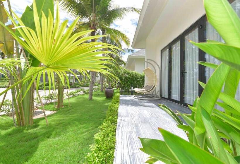 اتاق استاندارد با چشمانداز استخر, Cocoland River Beach Resort & Spa