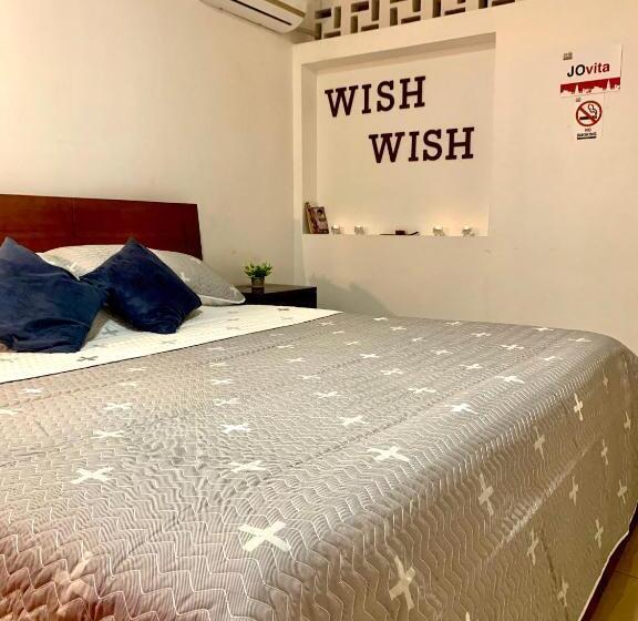 标准三人间, La Clave Hostel