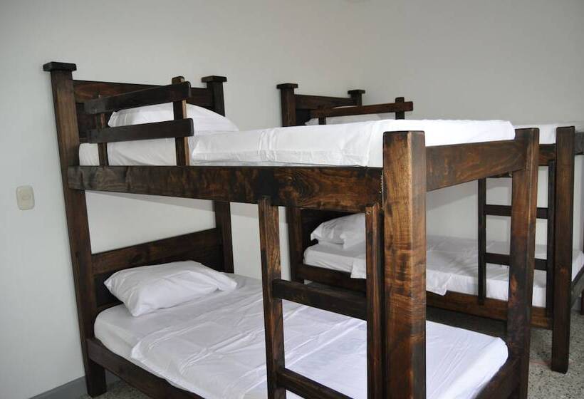 共用房间的床, La Clave Hostel