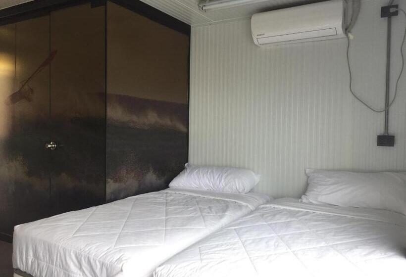 اتاق لوکس با چشمانداز دریا, Surfari Punta Rocas