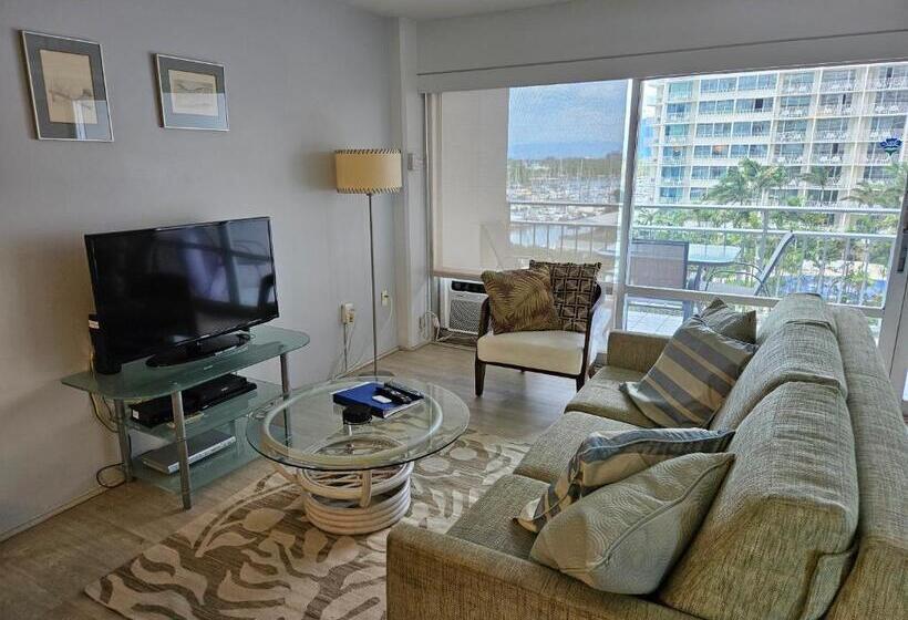 Апартаменты 1 Спальня Вид на Море, Ilikai Hotel Condo With Kitchen And Ocean View