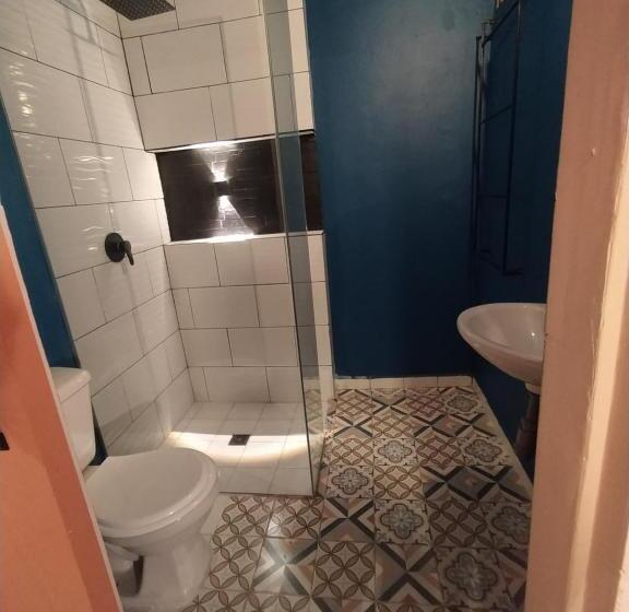 Четырехместный Номер Стандарт, Hostal Casa Primavera