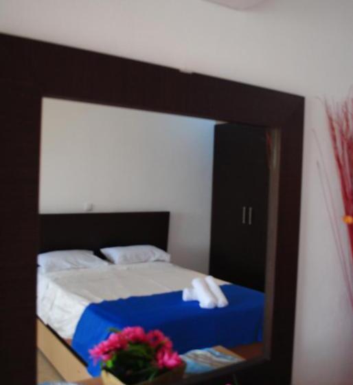 חדר סטנדרט, Fernando