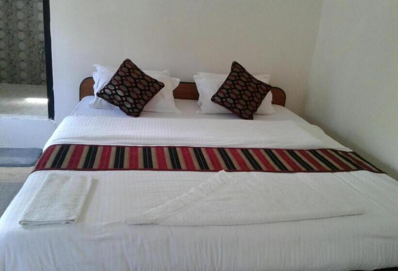 اتاق لوکس, Nana Jungle Resort