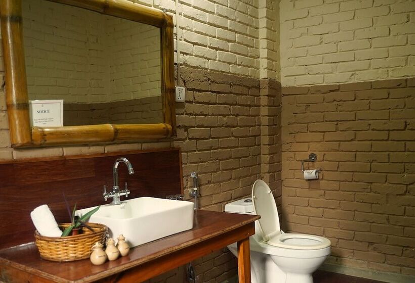 اتاق لوکس, Nana Jungle Resort