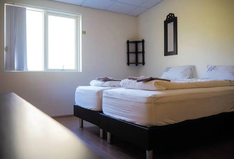 اتاق استاندارد با سرویس بهداشتی مشترک, Kast Guesthouse