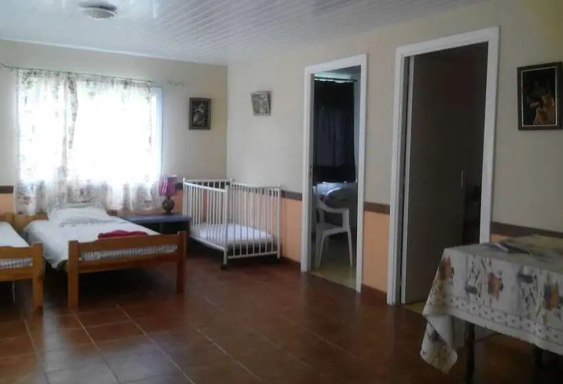 اتاق استاندارد, Gîte Domaine De La Ferme D Erambere Lot 67 Route De La Nondoue