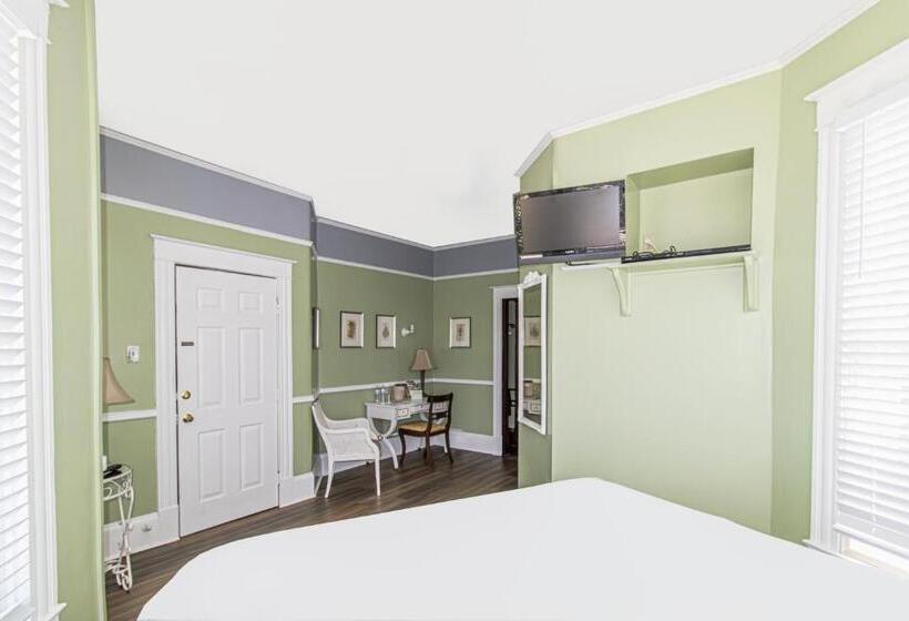 חדר סופריור עם מיטת קינג, Southern Wind Inn