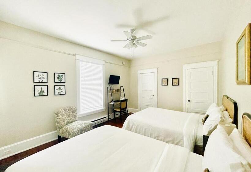 סוויטה משפחתית, Southern Wind Inn