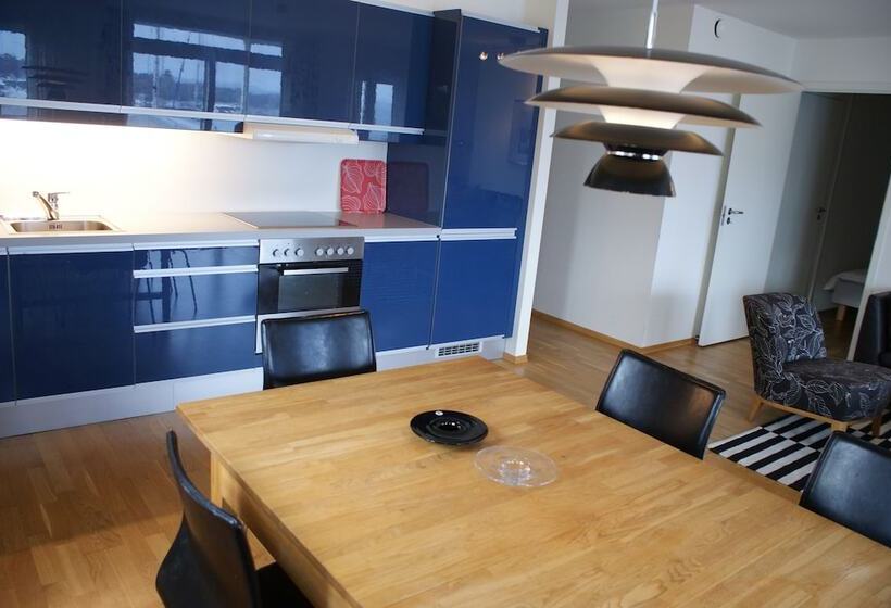 Апартаменты 3 Спальни, Fjordbris