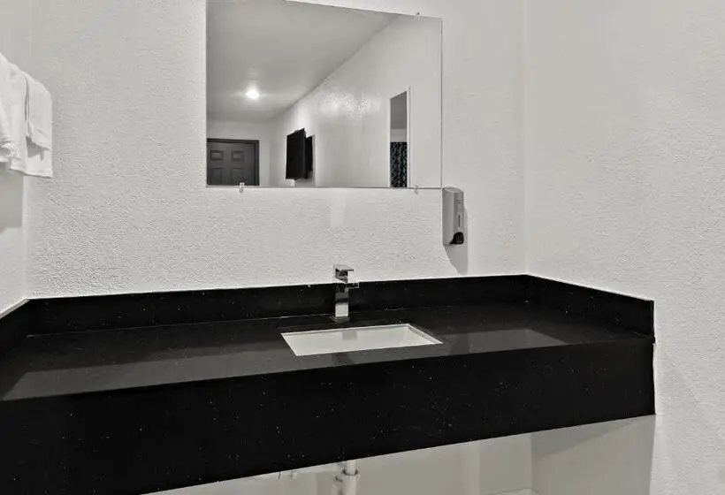 Standard-huone, Rodeway Inn