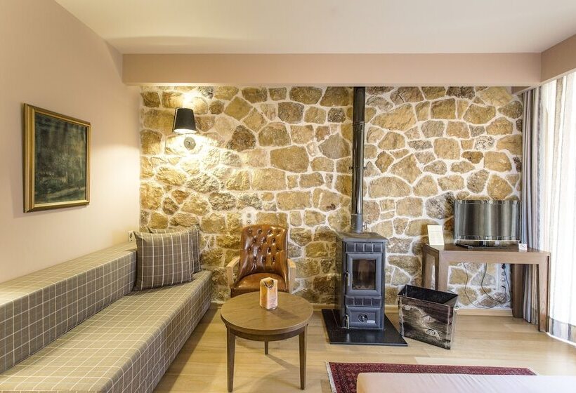 اتاق سوپریور, Orizontes Tzoumerkon Hotel Resort