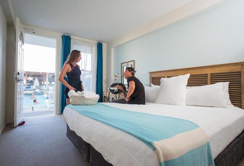 带大床的标准间, Rambutan Resort