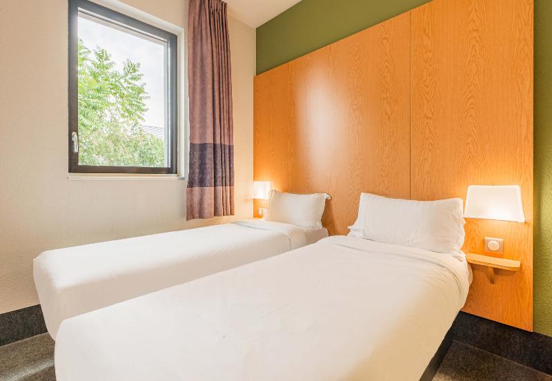 Вилла 4 Спальни, Rambutan Resort