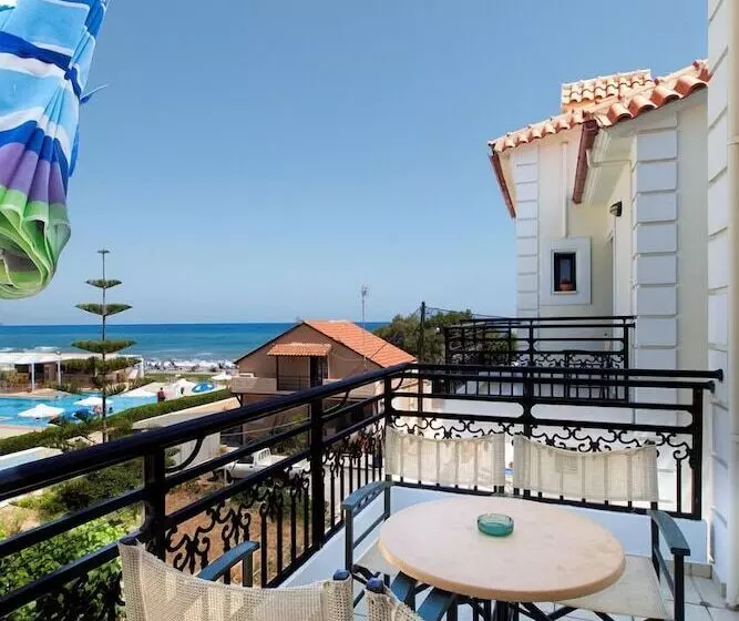 海の見える1ベッドルームアパートメント, Alkionides Seaside Apartments