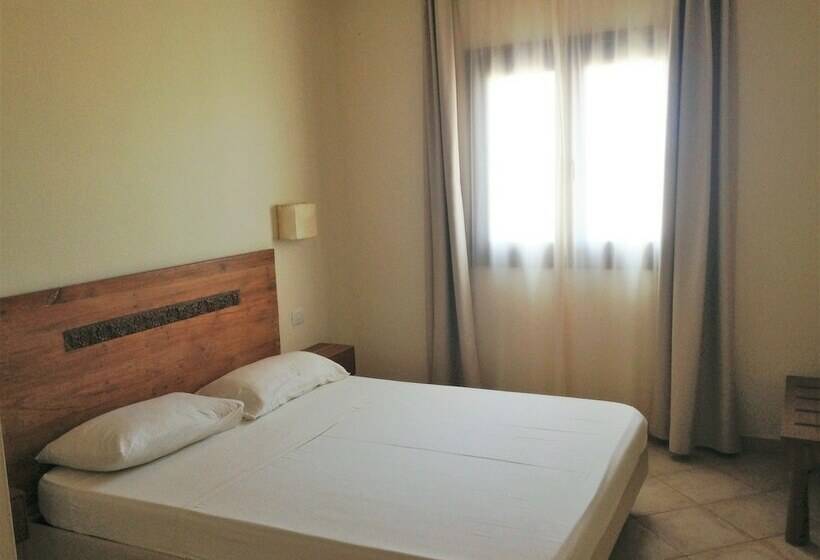 2 Bedroom Apartment Pool View, Aparthotel Tropical