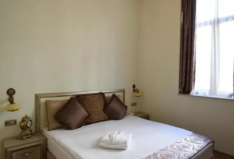 سوییت, Euro Hotel Grivita