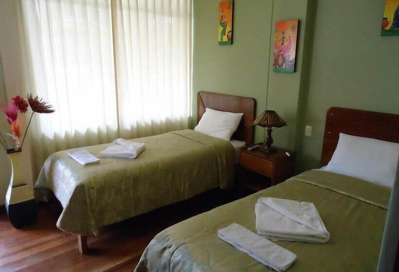 Standardrum, Killa Qente Cusco Hostal